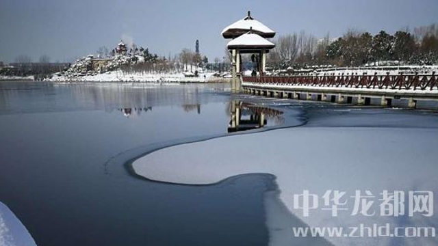 雪后周口公園分外美